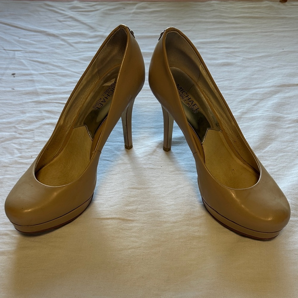 Michael Kors Classic Beige Heels